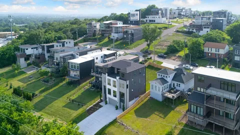 $1,825,000 | 302 33rd Avenue North, Nashville, TN 37209