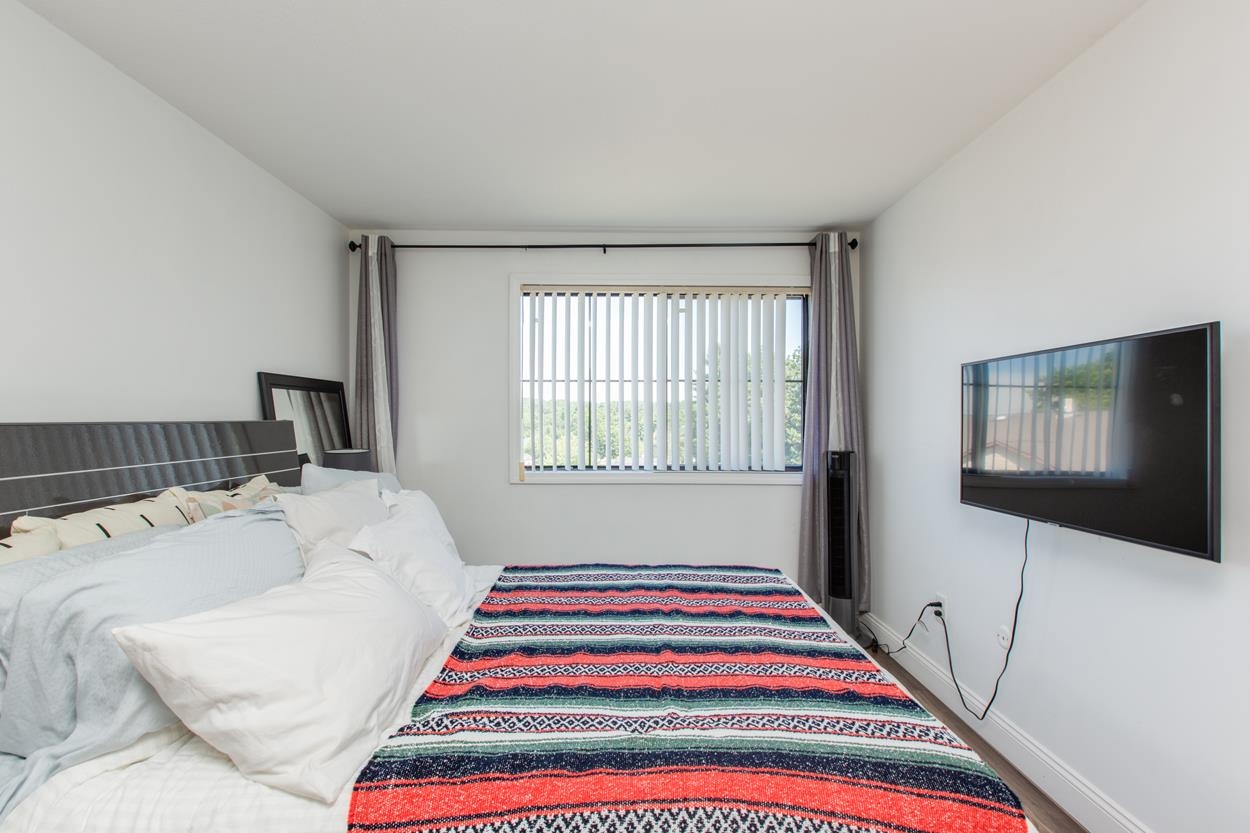 134 Mammoth Road, Unit 526 Hooksett, NH 03106 - Photo 27 of 32