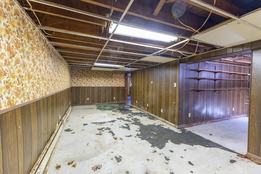 8 Old Meetinghouse Road Townsend, MA 01469 - Photo 11 of 17