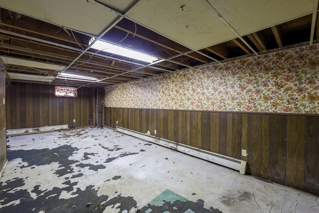 8 Old Meetinghouse Road Townsend, MA 01469 - Photo 13 of 17