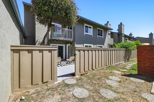 $1,368,000 | 739 Aries Lane, Foster City, CA 94404