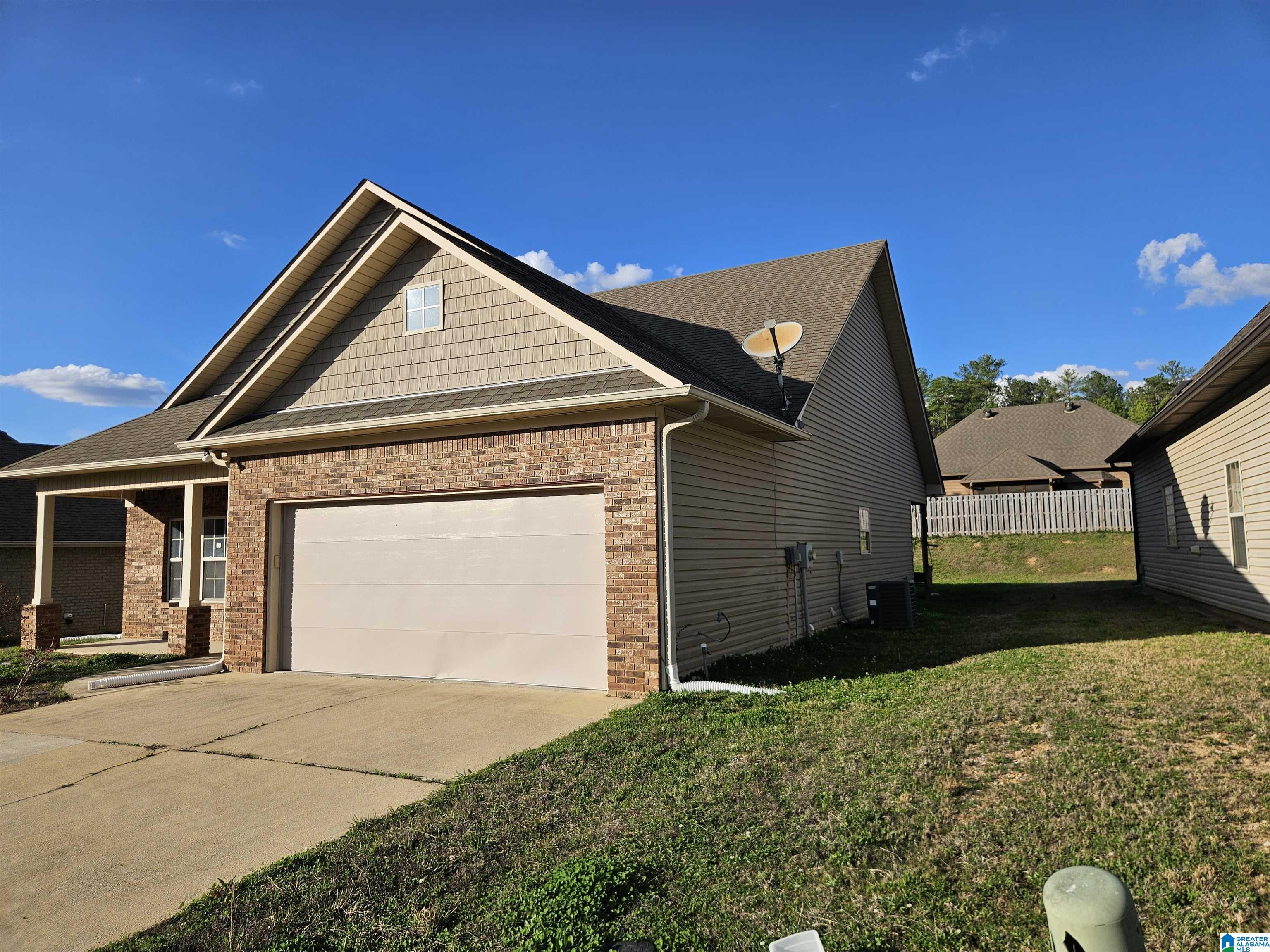 2026 Highview Way Calera, AL 35040 - Photo 3 of 12