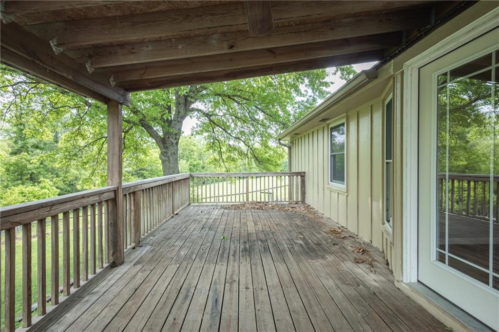 1712 South La Frenz Road Liberty, MO 64068 - Photo 23 of 77