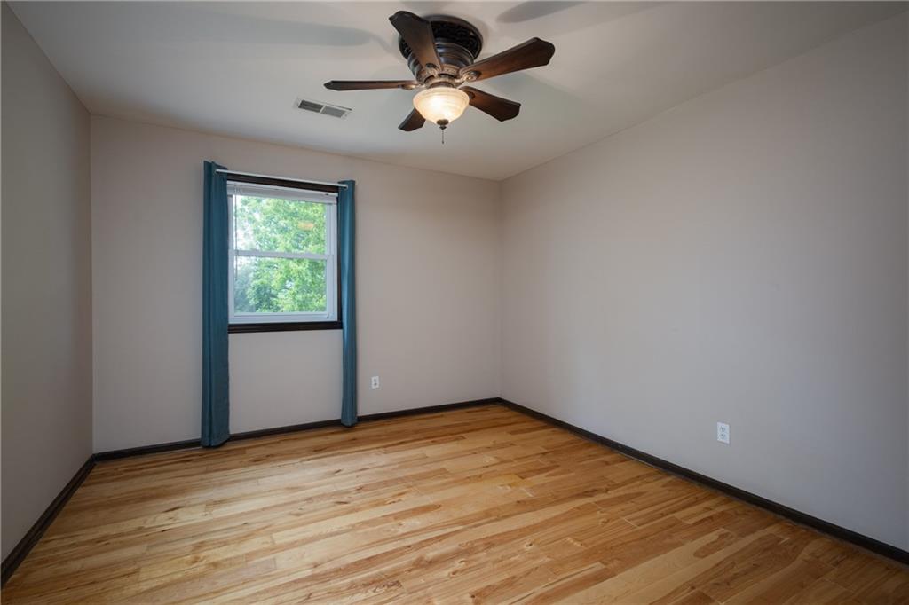 1712 South La Frenz Road Liberty, MO 64068 - Photo 35 of 77