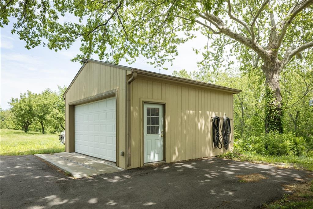 1712 South La Frenz Road Liberty, MO 64068 - Photo 47 of 77