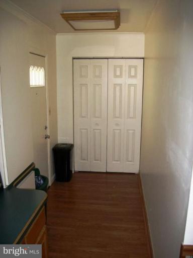 8205 Watersedge Road Dundalk, MD 21222 - Photo 14 of 23 Hallway