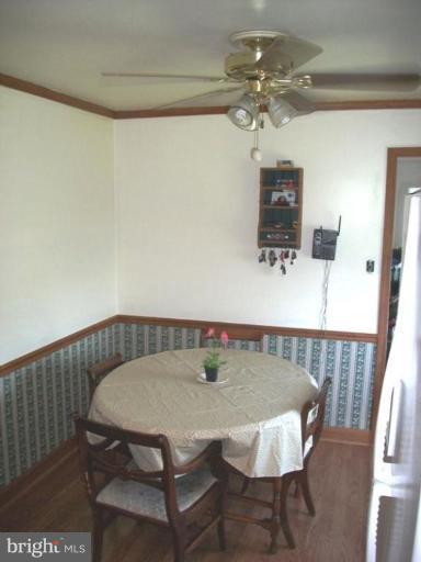 8205 Watersedge Road Dundalk, MD 21222 - Photo 16 of 23 Dining Area