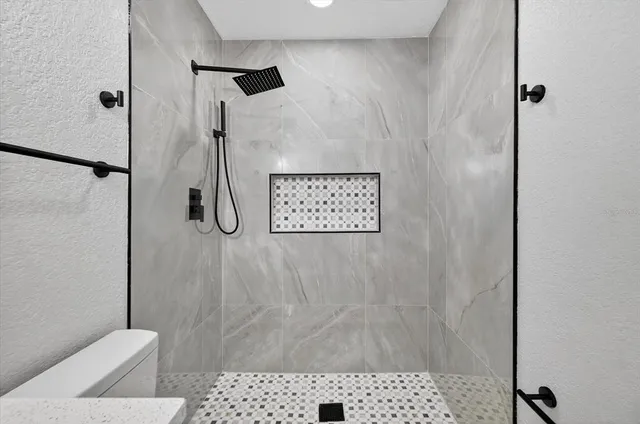 $439,900 | 1810 Alcorn Road, Valrico, FL 33596