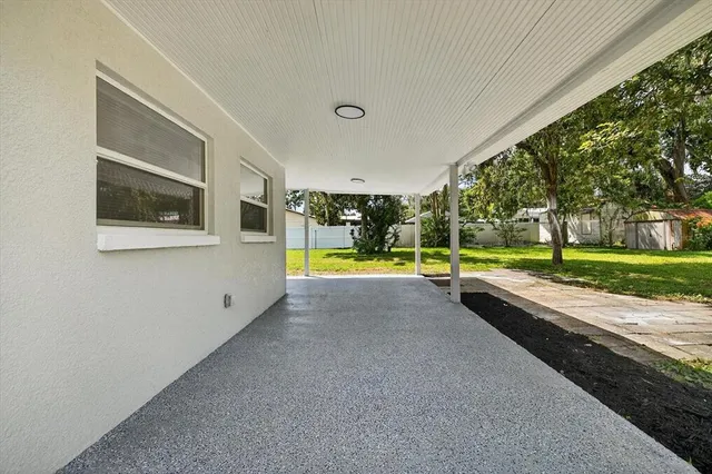 $439,900 | 1810 Alcorn Road, Valrico, FL 33596