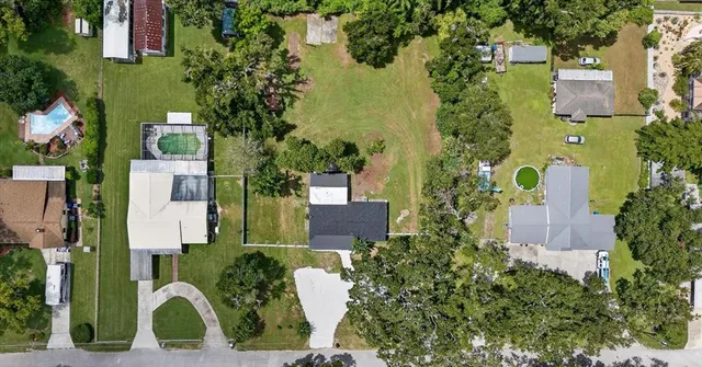 $439,900 | 1810 Alcorn Road, Valrico, FL 33596