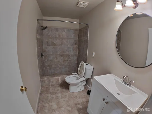 $2,000 | 2205 Bayhead Drive, Parlin, NJ 08859