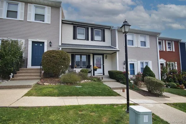 $449,222 | 104 Mallard Way, Peekskill, NY 10566