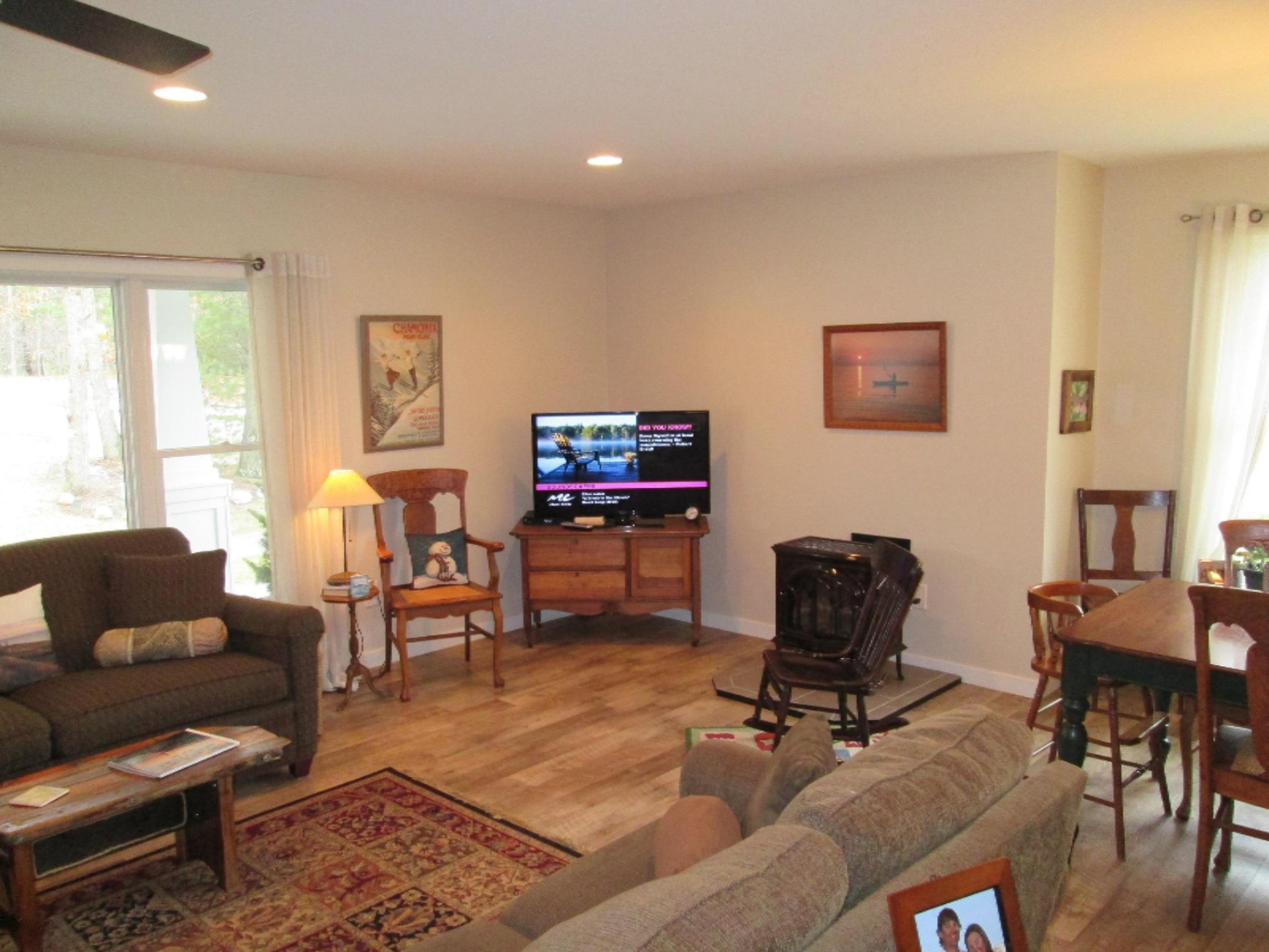 29 Kenneth Street, Unit 29 Pentwater, MI 49449 - Photo 11 of 40 IMG_0392