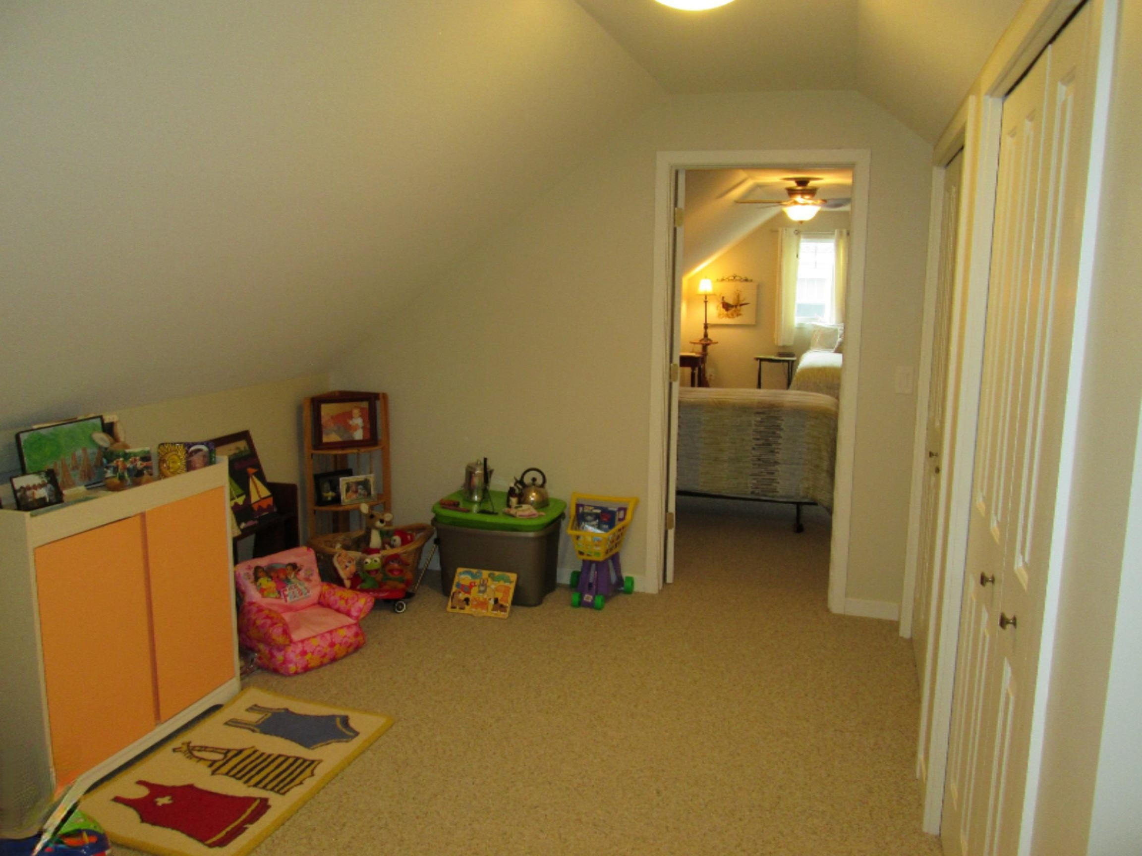 29 Kenneth Street, Unit 29 Pentwater, MI 49449 - Photo 22 of 40 IMG_0376