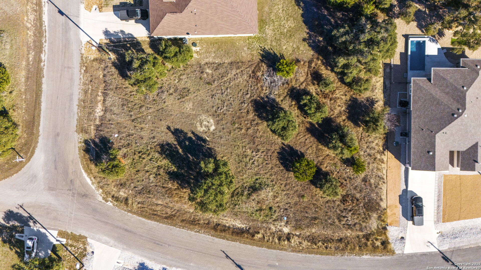126 North Lon Price Blanco, TX 78606 - Photo 4 of 8 view of a garden