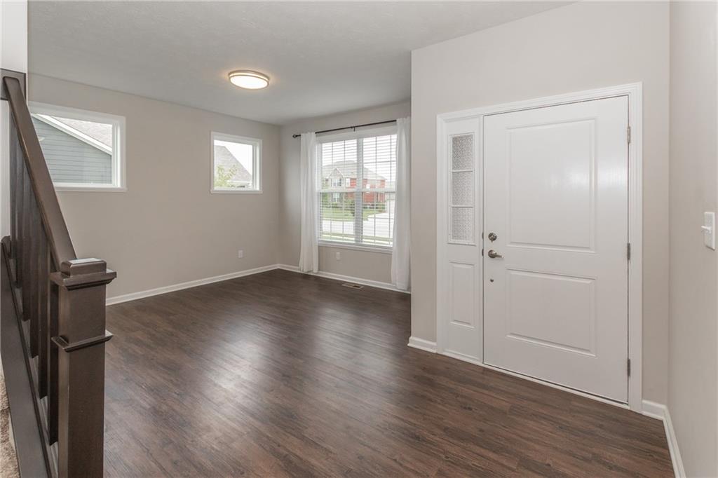 16714 Birdbrook Road Noblesville, IN 46062 - Photo 3 of 44 Gallery Image 3