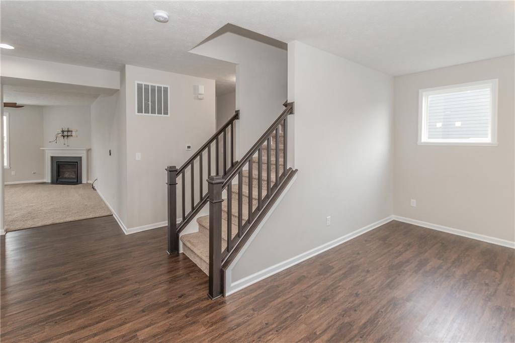 16714 Birdbrook Road Noblesville, IN 46062 - Photo 4 of 44 Gallery Image 4