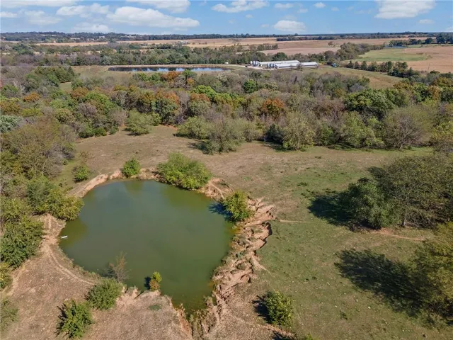 $845,000 | Cherokee Lane, Blackwater, MO 65322