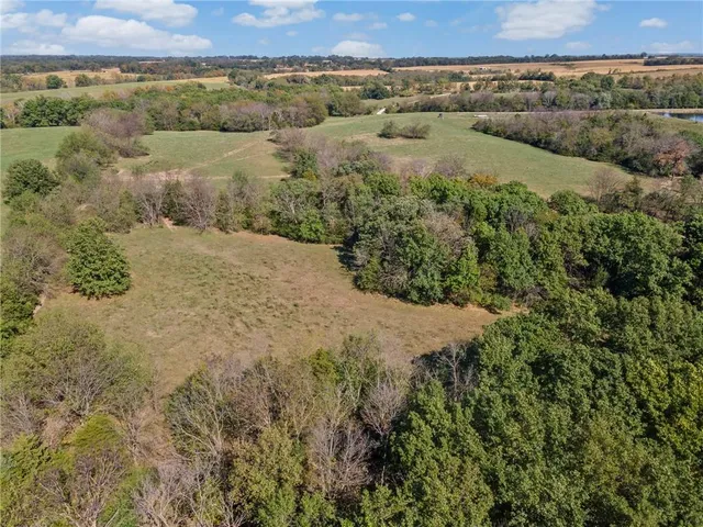 $845,000 | Cherokee Lane, Blackwater, MO 65322