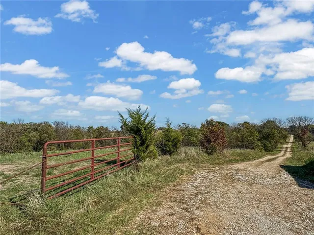 $845,000 | Cherokee Lane, Blackwater, MO 65322