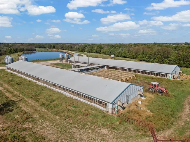 $845,000 | Cherokee Lane, Blackwater, MO 65322