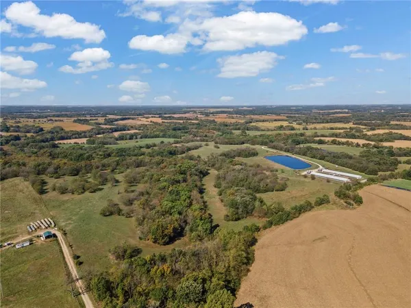 $845,000 | Cherokee Lane, Blackwater, MO 65322