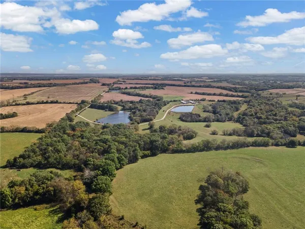 $845,000 | Cherokee Lane, Blackwater, MO 65322