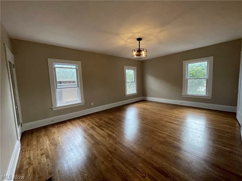 1843 Farmington Road Cleveland, OH 44112 - Photo 22 of 48