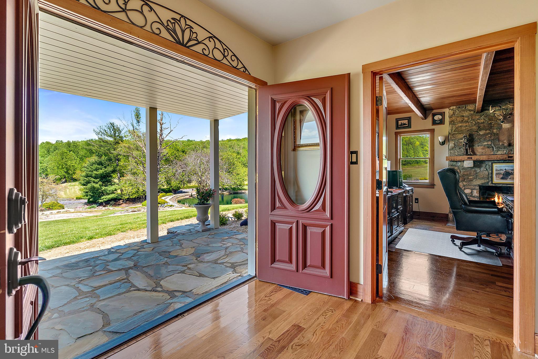10599 Warland Road Marshall, VA 20115 - Photo 4 of 125 Gallery Image 4