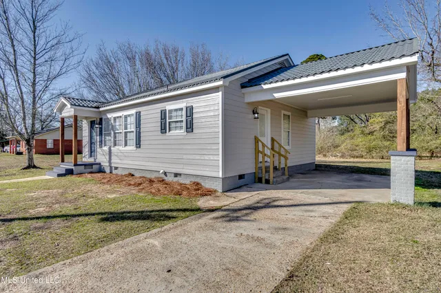$176,900 | 515 2nd Street, Pelahatchie, MS 39145