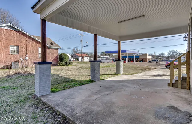 $176,900 | 515 2nd Street, Pelahatchie, MS 39145