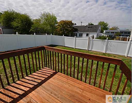 6 Berkshire Road Old Bridge, NJ 08857 - Photo 22 of 25 Gallery Image 22