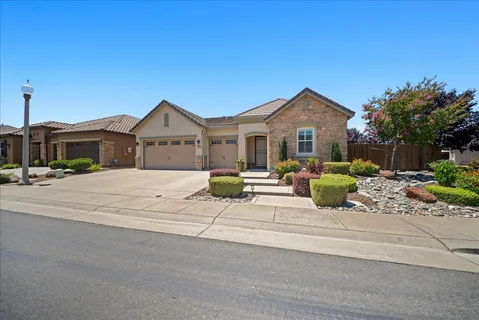 $945,000 | 2878 Fantail Lane, Lincoln, CA 95648