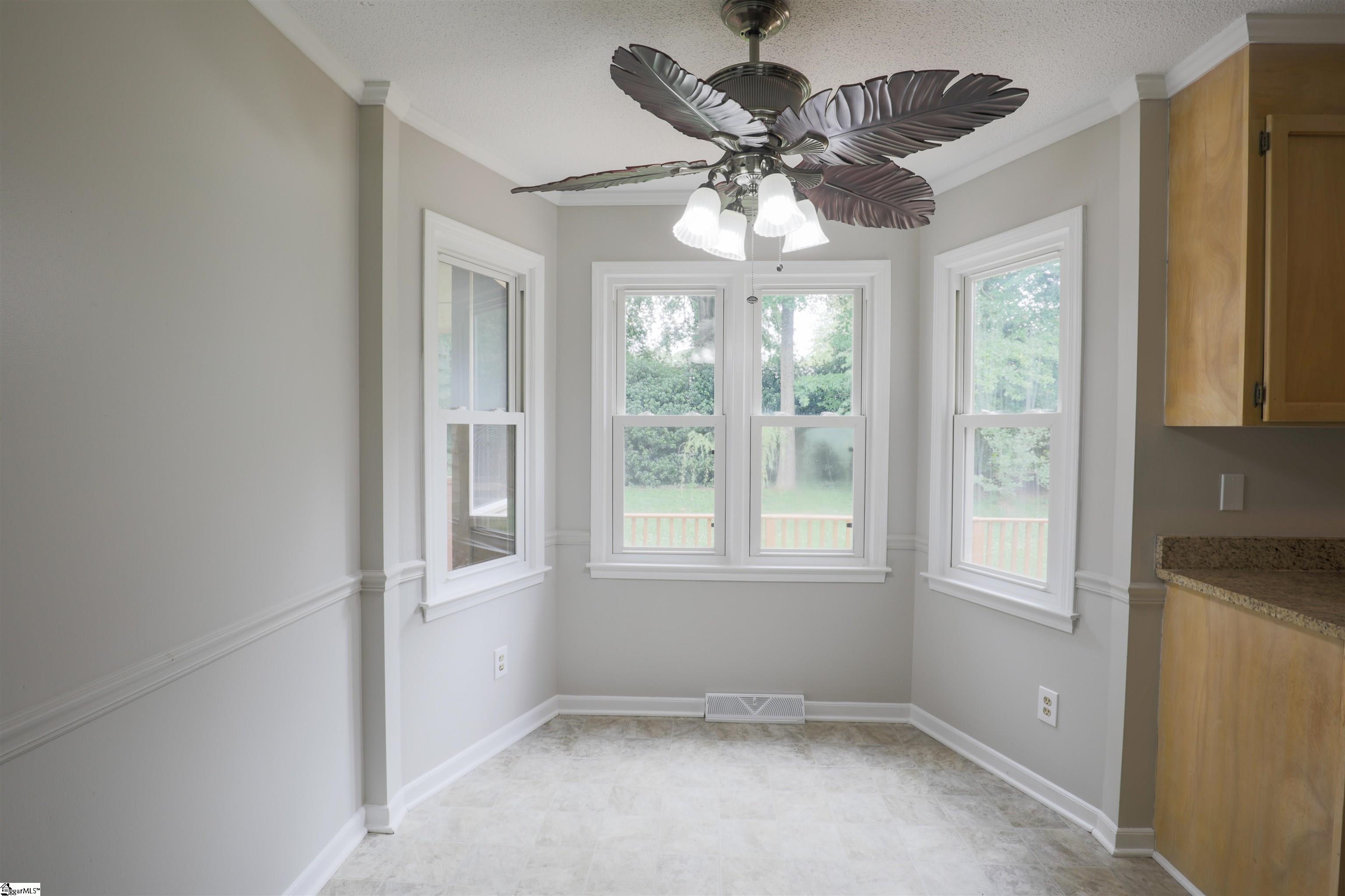 1104 Devenger Road Greer, SC 29650 - Photo 8 of 19 Gallery Image 8