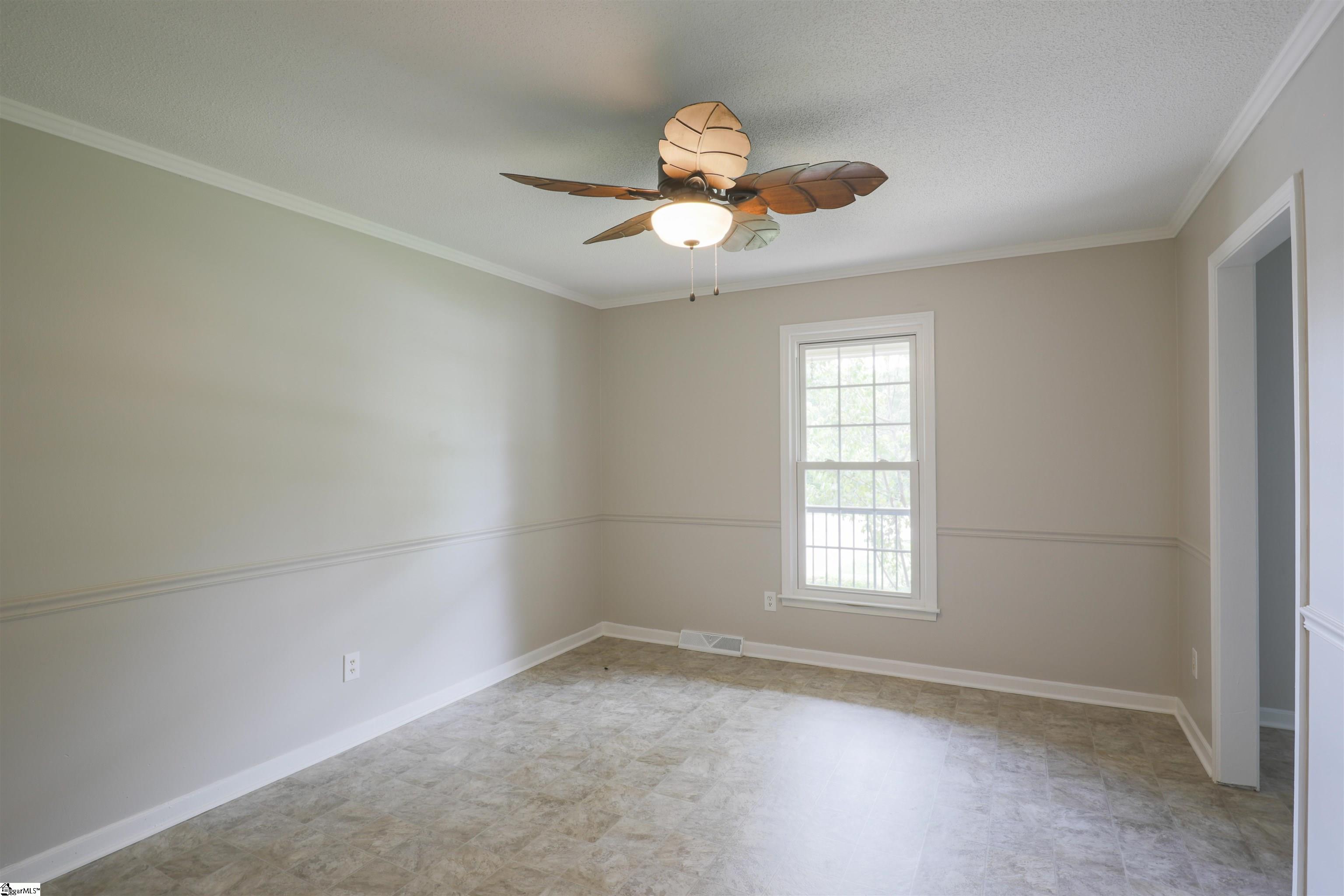 1104 Devenger Road Greer, SC 29650 - Photo 10 of 19 Gallery Image 10