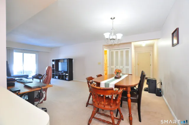 $239,000 | 703 Twin Circle Drive, Unit 703, South Windsor, CT 06074