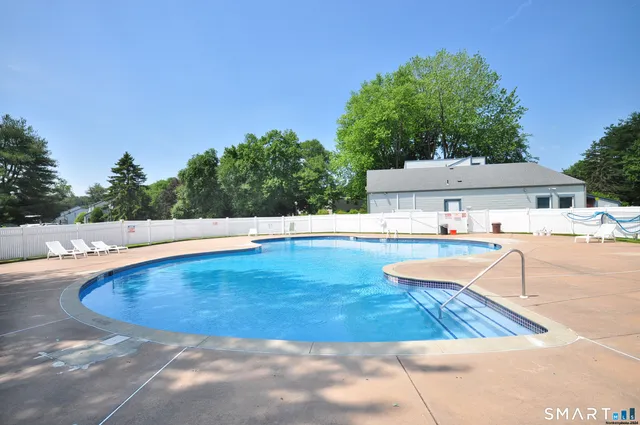 $239,000 | 703 Twin Circle Drive, Unit 703, South Windsor, CT 06074