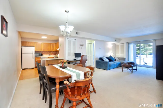 $239,000 | 703 Twin Circle Drive, Unit 703, South Windsor, CT 06074