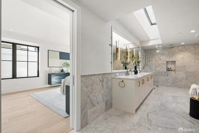 $5,750,000 | 1776 Green Street, Unit 201, San Francisco, CA 94123