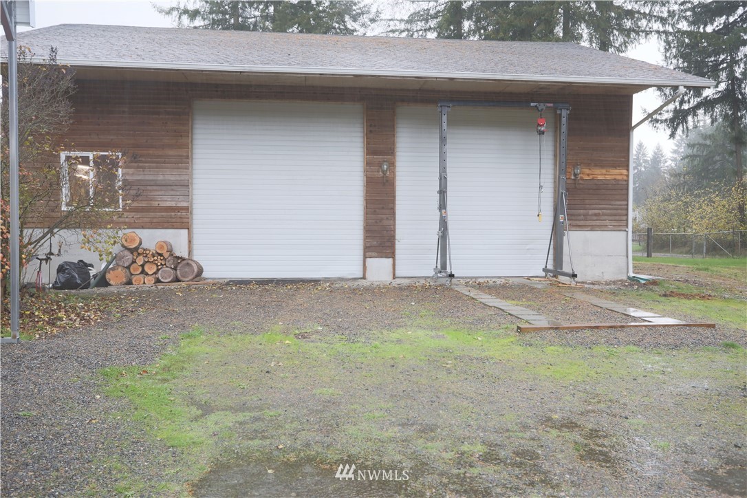 10046 168th Avenue Southwest Rochester, WA 98579 - Photo 4 of 33 a view of outdoor space