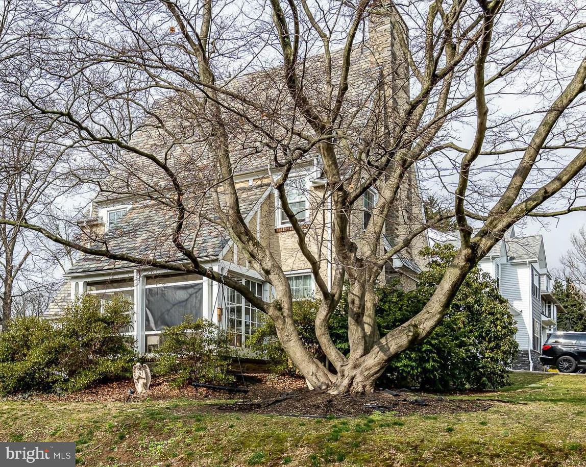 4018 Primrose Road Philadelphia, PA 19114 - Photo 2 of 51