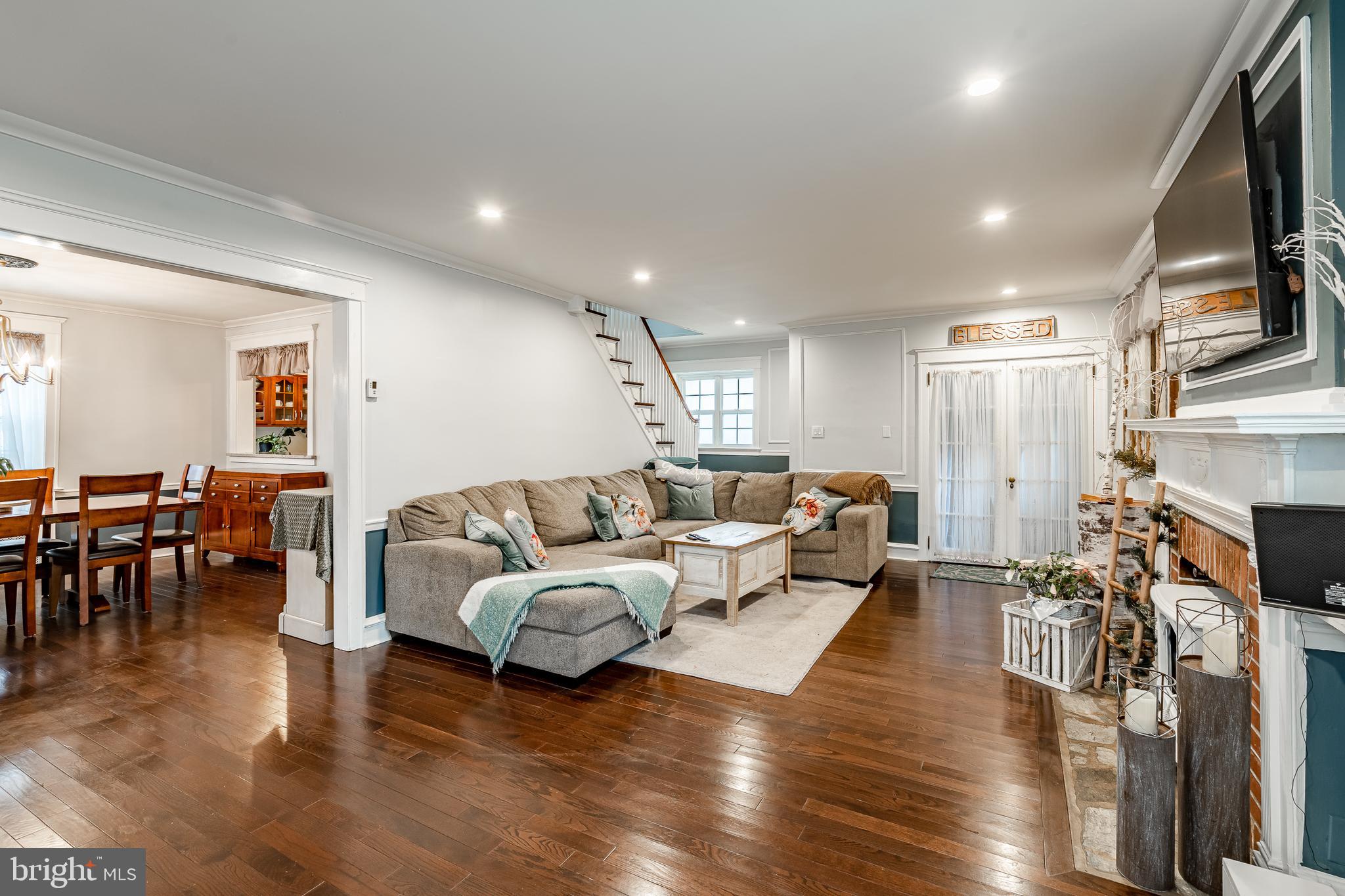 4018 Primrose Road Philadelphia, PA 19114 - Photo 7 of 51