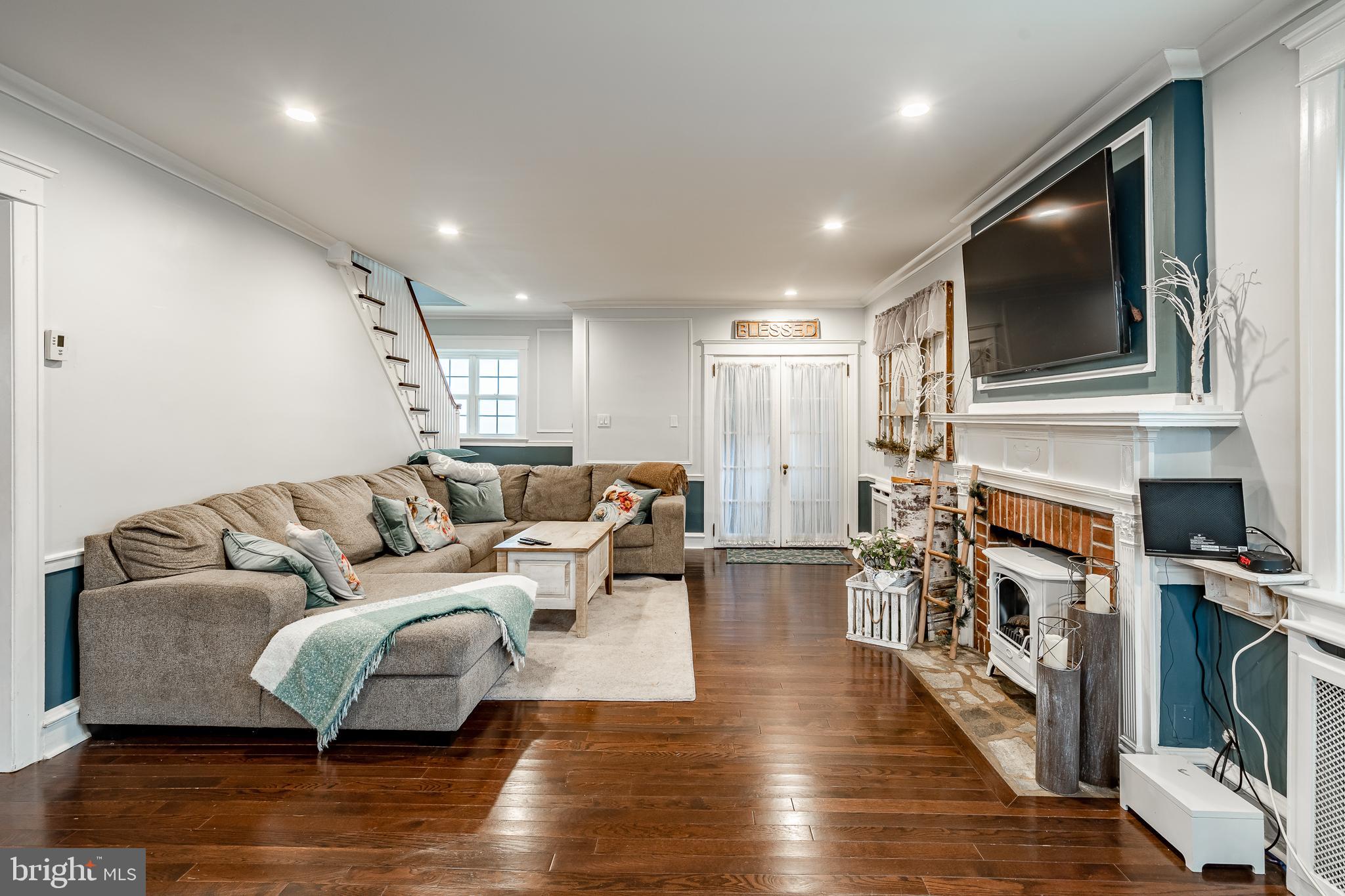 4018 Primrose Road Philadelphia, PA 19114 - Photo 10 of 51