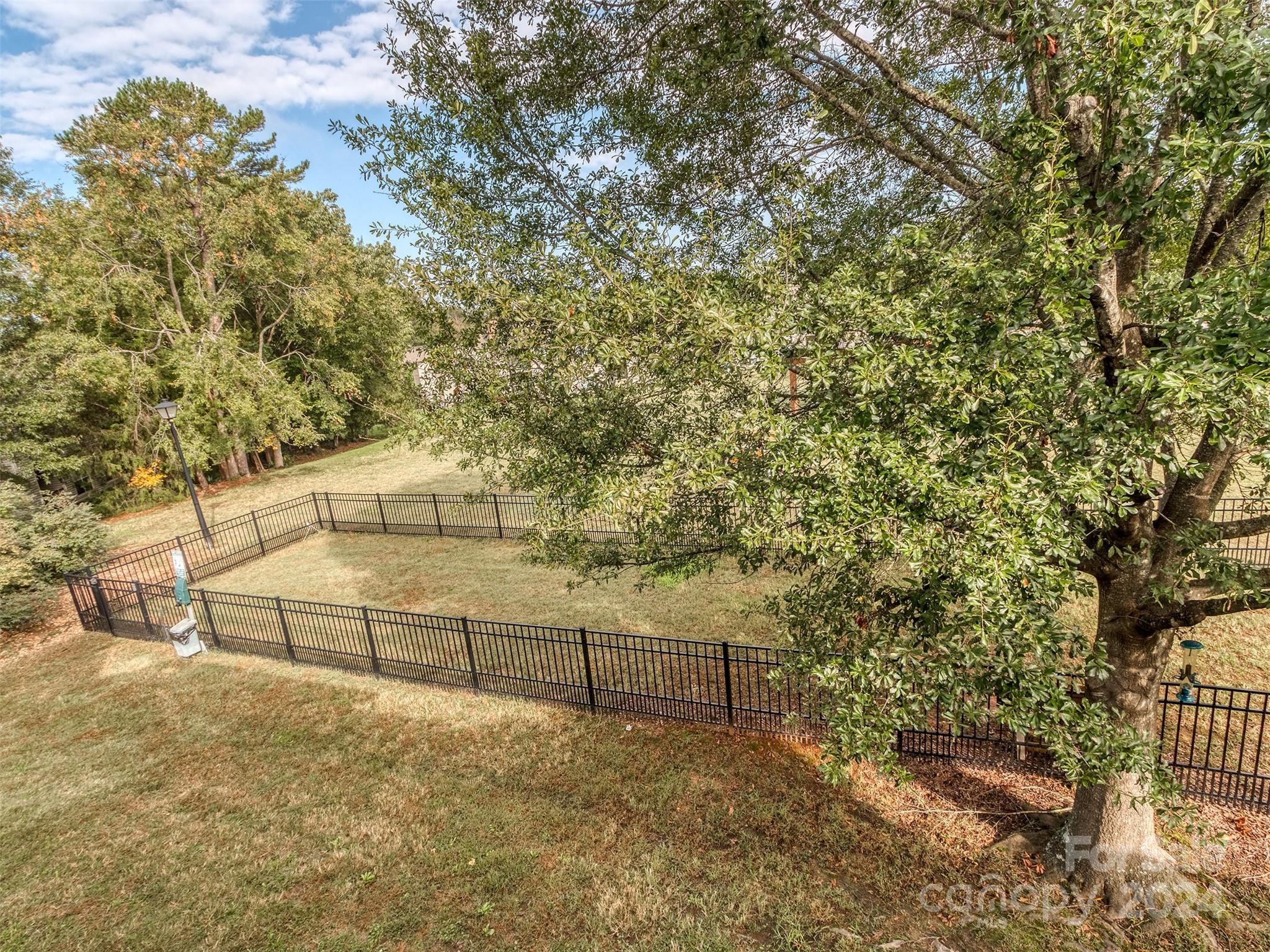 11014 Cedar View Road Charlotte, NC 28226 - Photo 29 of 32 a view of a outdoor space