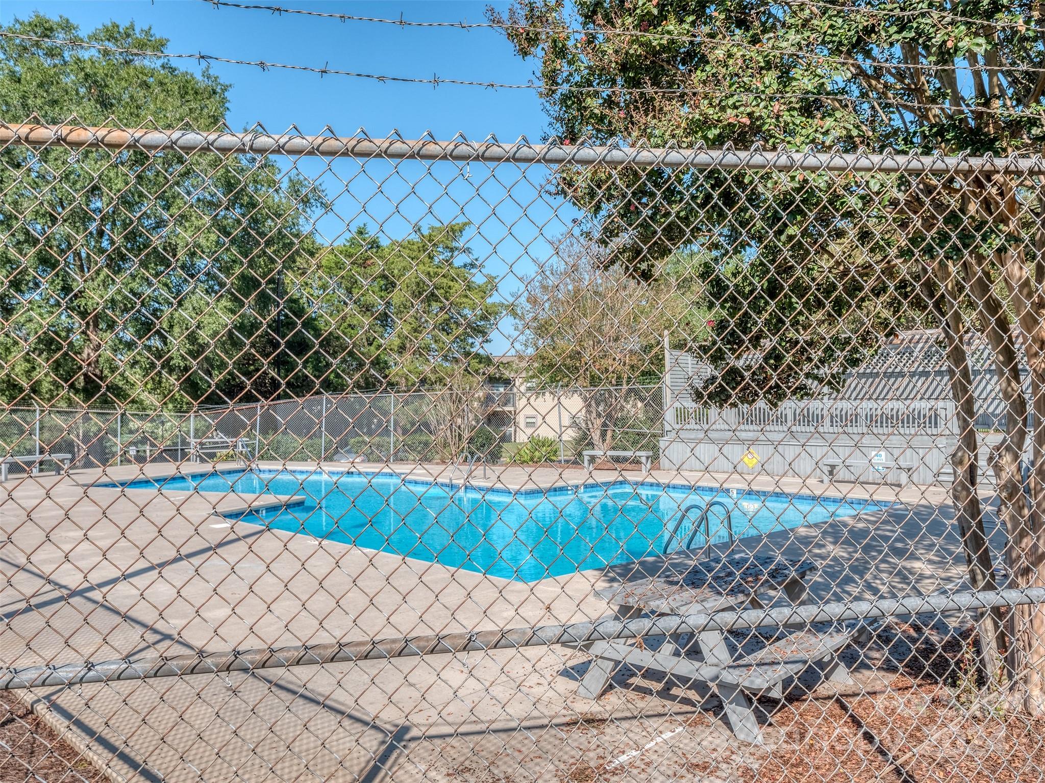 11014 Cedar View Road Charlotte, NC 28226 - Photo 31 of 32 a view of a terrace view