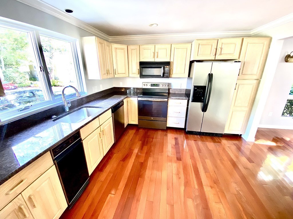 46 Suomi Road, Unit 1 Quincy, MA 02169 - Photo 2 of 19 Gallery Image 2