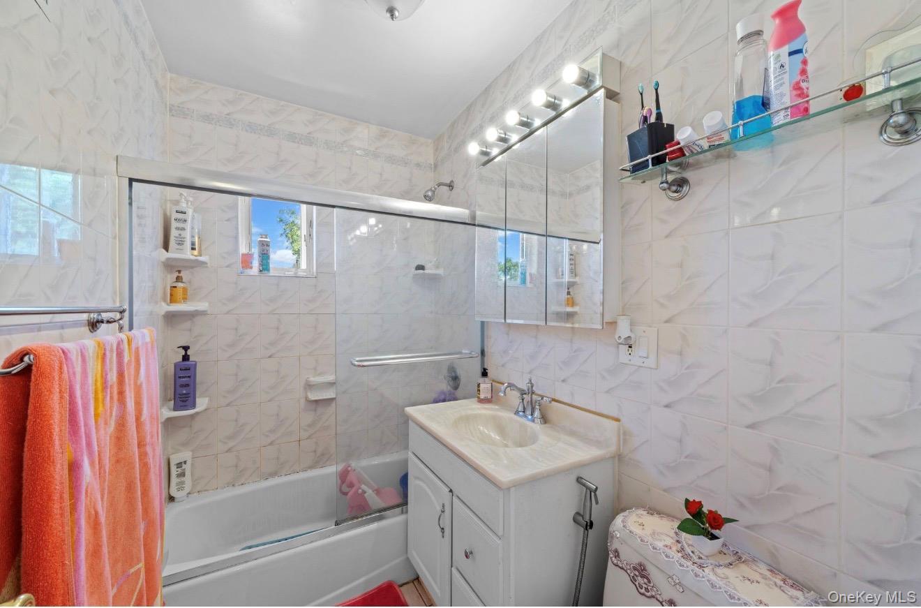 151-23 12th Road Queens, NY 11357 - Photo 13 of 24