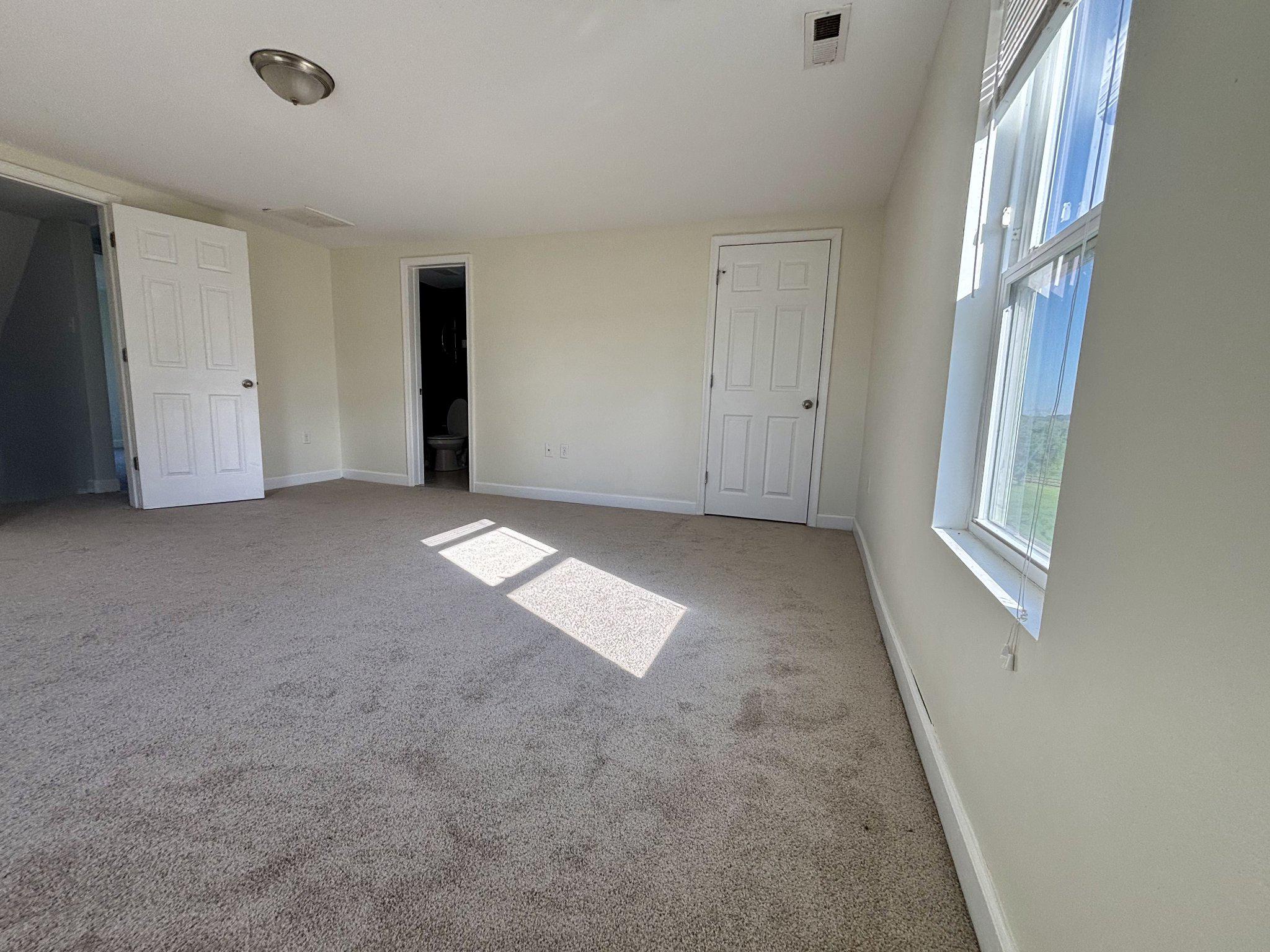 5054 Broad Run Road Jefferson, MD 21755 - Photo 10 of 23 Owner's Room
