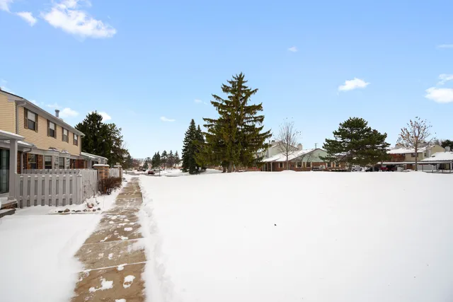 $199,900 | 1921 Vine Way Drive, Unit 35, Canton, MI 48188