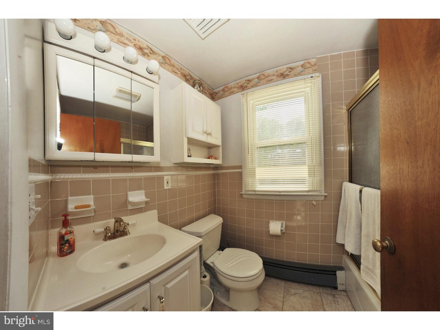 322 Freed Road Harleysville, PA 19438 - Photo 22 of 24 Bathroom